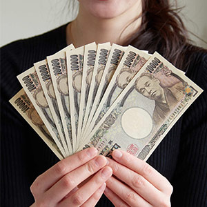 ギャラ飲みの手当・報酬の相場